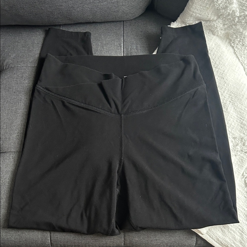 Old Navy Powerchill Extra High Rise Leggings